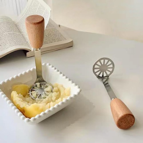 Long Ergonomic Potato Masher – Heavy Duty Nylon Hand Masher For Vegetables, Nonstick Safe & Dishwasher Friendly