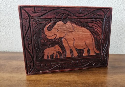 VTG Solid Wood Hidden Compartment Mechanism Box. Elephants w/3 Step Entry. Rare! - Picture 1 of 16