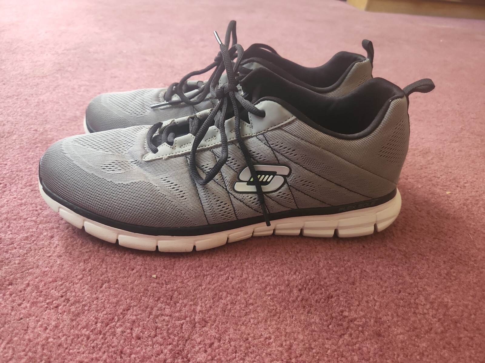 MEN'S SKECHERS SKECH-KNIT ATHLETIC 