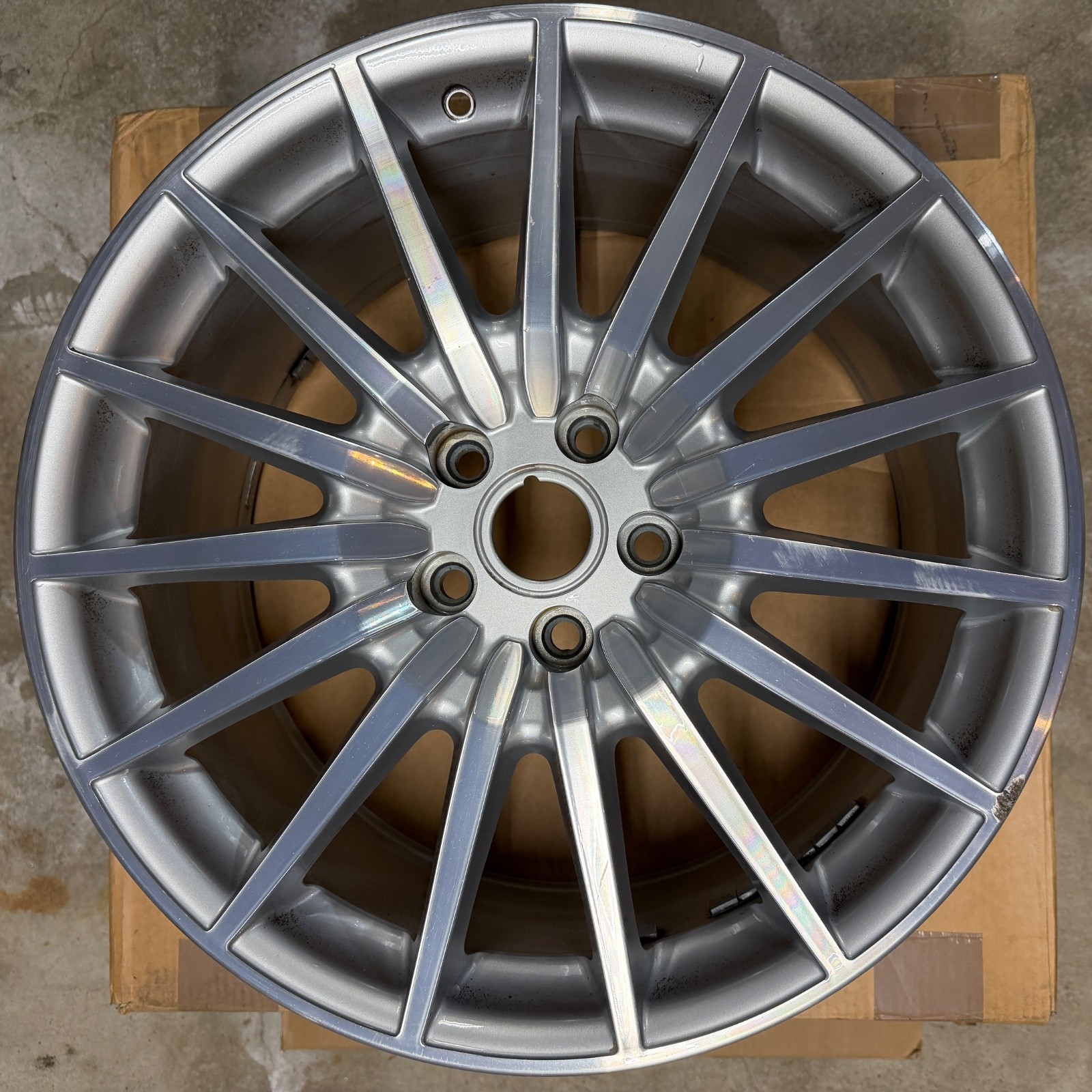 Aston Martin DB9 19" Wheel Rim - Used Original 15 Spoke Rear 9.5x19"