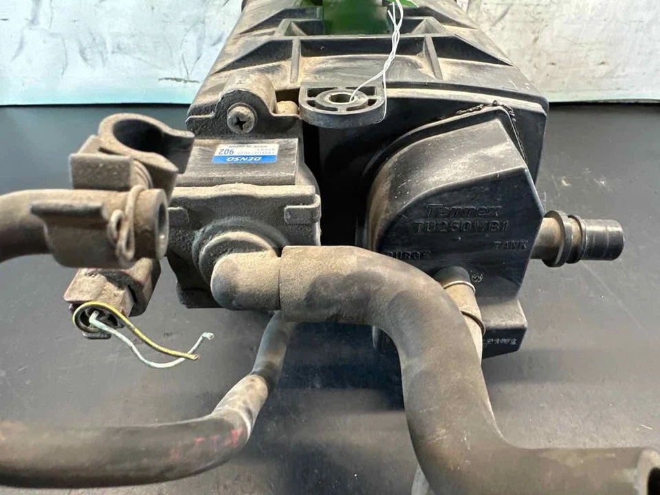 00 01 02 03 04 05 Bote evaporador HONDA S-2000 2,0 L tracción trasera Foto 3 de 4