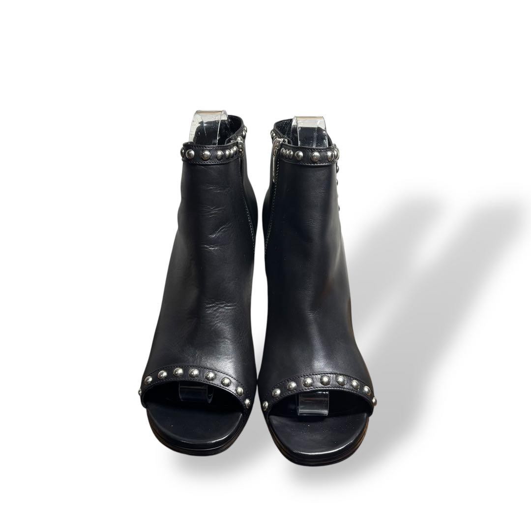 Stivaletti Saint Laurent neri in pelle con borchie misura 38 punta tacco zip laterale