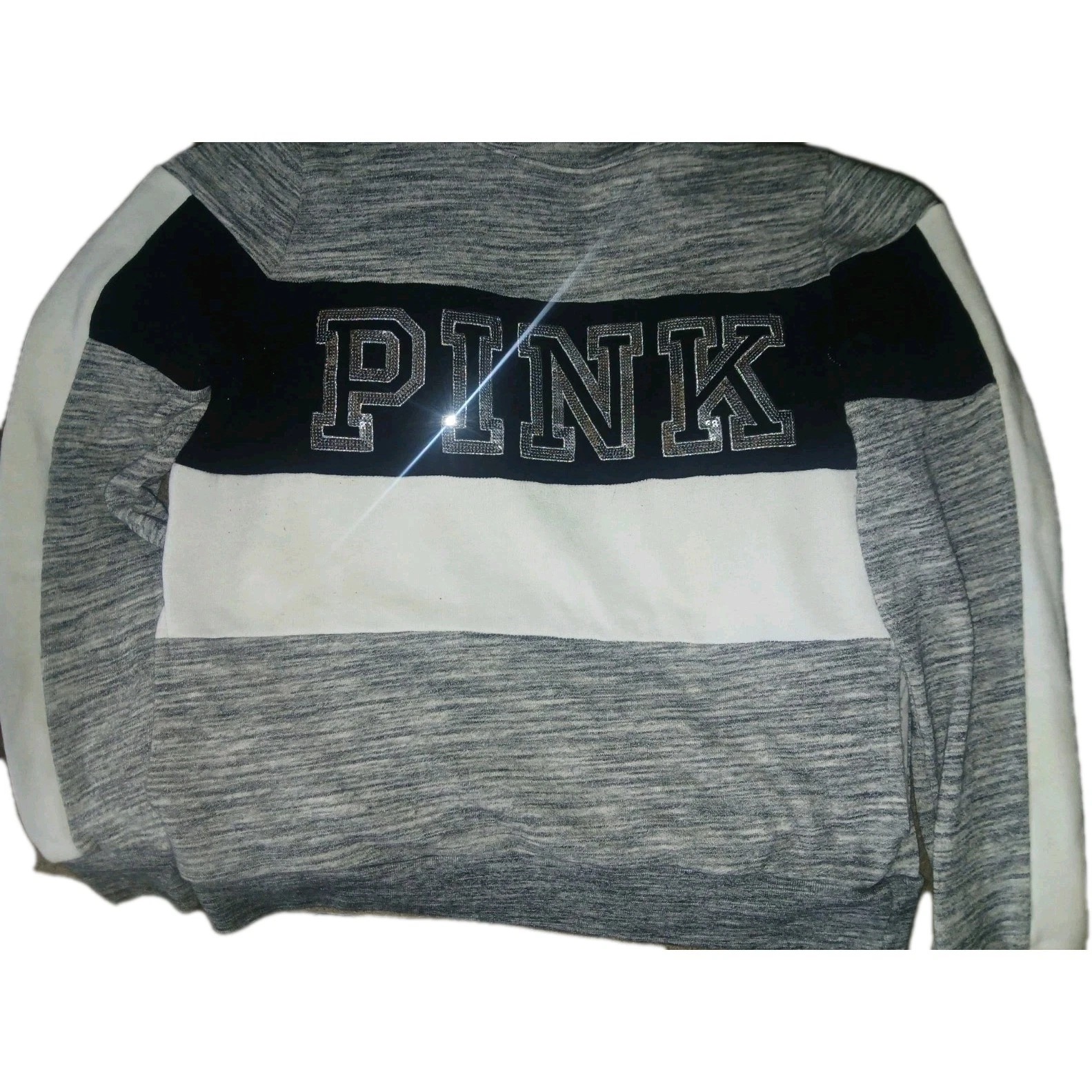 UNDERCOVER Felpa con cappuccio Victoria's Secret donna maglione grafico. Nero grigio 