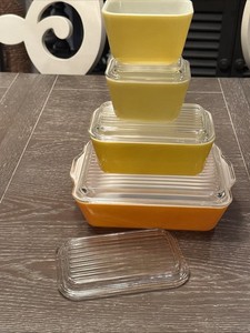 Pyrex Refrigerator Dish Set | eBay