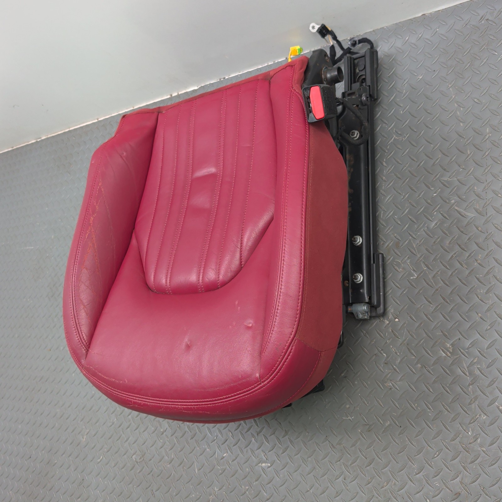 Maserati Ghibli 2014-2017 Front Left Lower Seat cushion