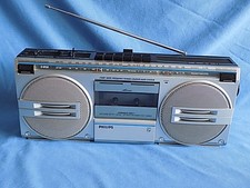 PHILIPS CASSETTE RADIO PLAYER