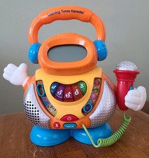 Vtech LEARNING TUNES KARAOKE Sing Along Mic 5 Voice Warping Modes Lights Music