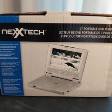 NexxTech PDN-0705 Silver Portable DVD/CD Player 7-Inch NO BATTERY PACK READ