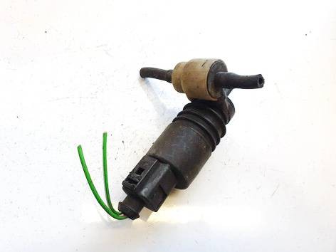 1j0973722 Waschwasserpumpe, Scheibenreinigung  Volkswagen Passat DE2621514-89