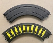 TYCO HO EIGHT 8 SLOT CAR CURVED YELLlOW STRIPES TRACK 9  R 1/4 CIRCLE CURVED