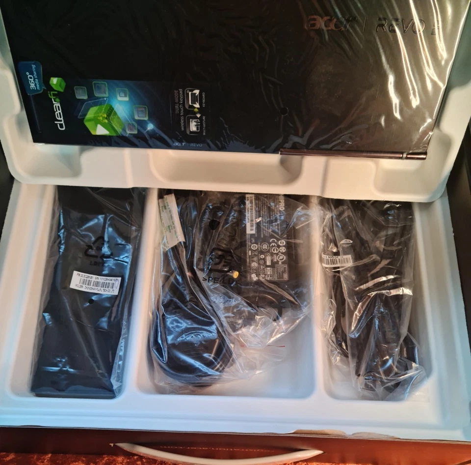 Acer RL 100 Revo PC (BNIB) Win7 Home 3GB RAM 640GB HD AMD Athlon K325 - Image 4 of 4