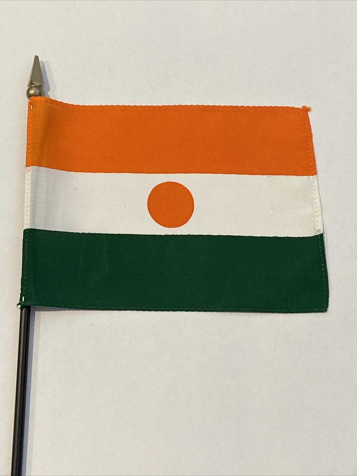 New Niger Mini Desk Flag - Black Wood Stick Gold Top 4” X 6”