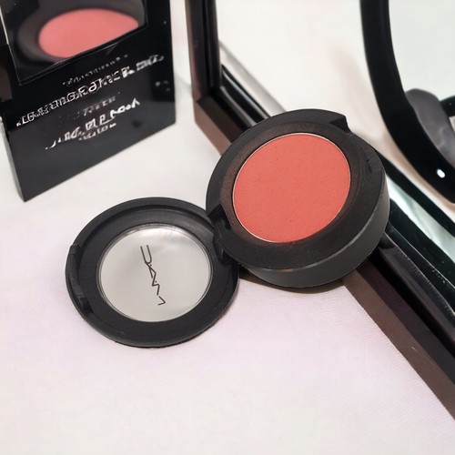 M•A•C Pro Palette Single Eye Shadow Compact in “Coral Reef” 0.05 Oz. NWOB RARE - Picture 13 of 15