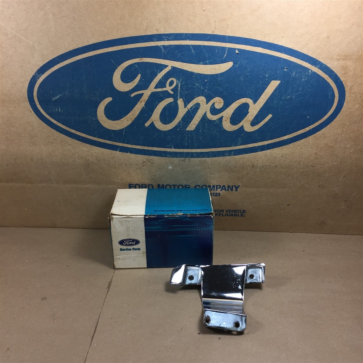 NOS FORD 74 75 76 77 78 79 PINTO WAGON D3FZ7350863A LH ROOF RACK