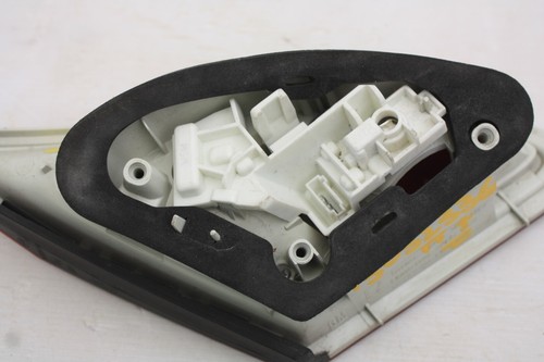 Luz trasera lateral derecho Vauxhall Astra J 2012 a 2015 13358078 genuina - Imagen 12 de 14