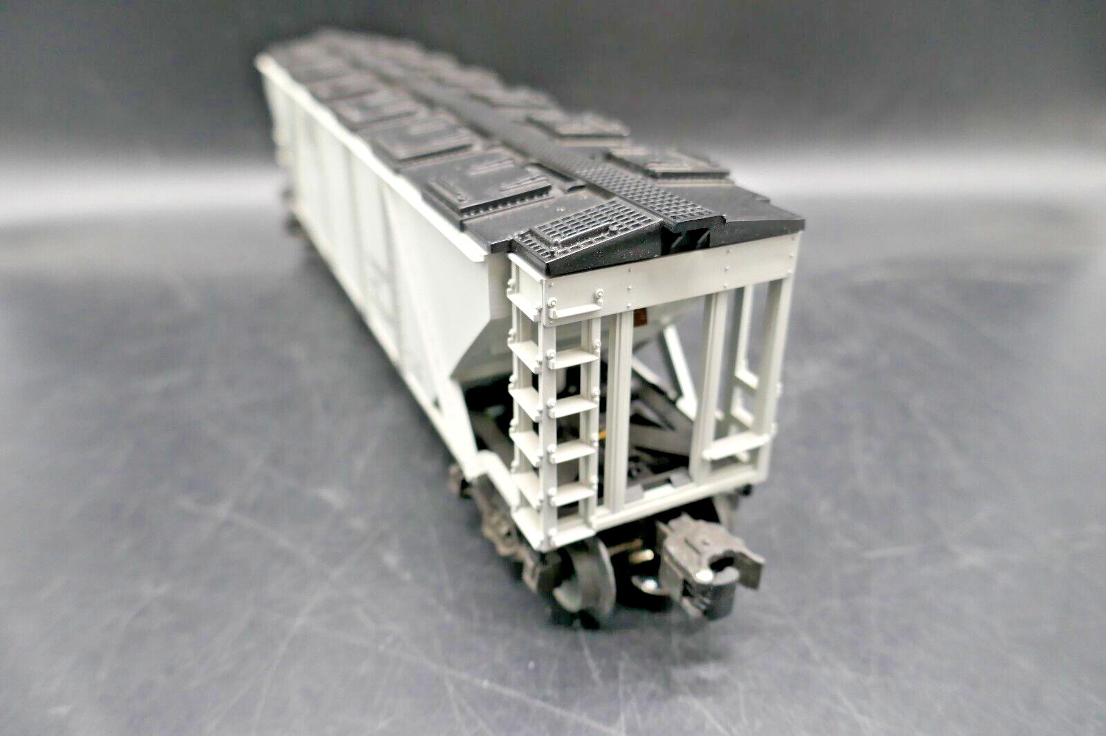 Picture 3 of 8