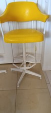 VINTAGE 1972 GLORIOUS YELLOW CRACKLE VINYL COVERED BAR STOOL - ONE ONLY!