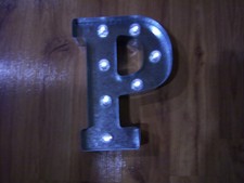 NICE METAL TRENDY LIGHTED WALL DECOR LETTER "P" DISPLAY READY TO HANG