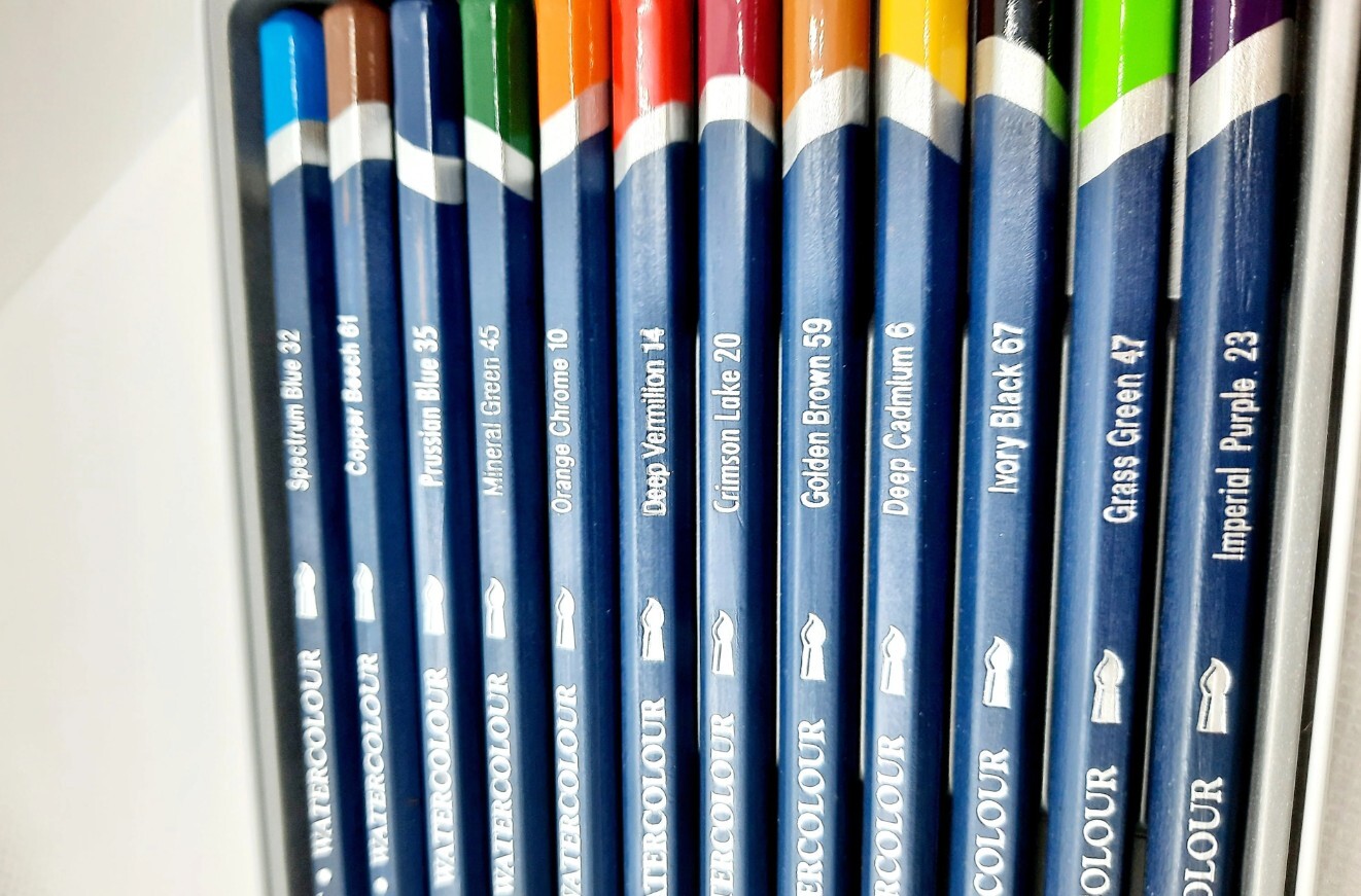 Derwent Professional Quality Water-Soluble Watercolor Pencils 12Pc&nbsp;