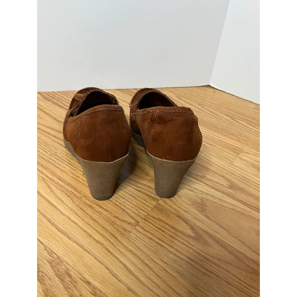 Mocassim anabela feminino MIA marrom camurça borla tamanho 6 - Imagem 3 de 4