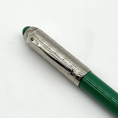 Cartier グリーン 万年筆 Cartier Silver Engraved Green Resin Ballpoint Pen Luxury Vintage