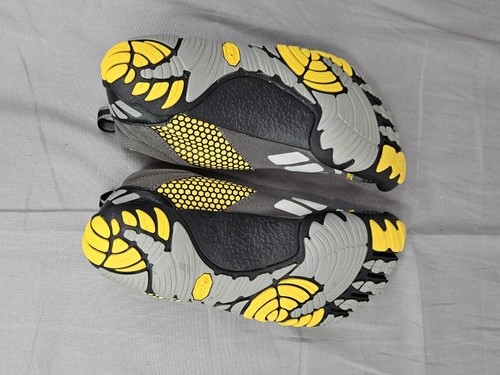 Vibram FiveFingers Gray Black Yellow Barefoot Athletic Shoes Size 40 W3754