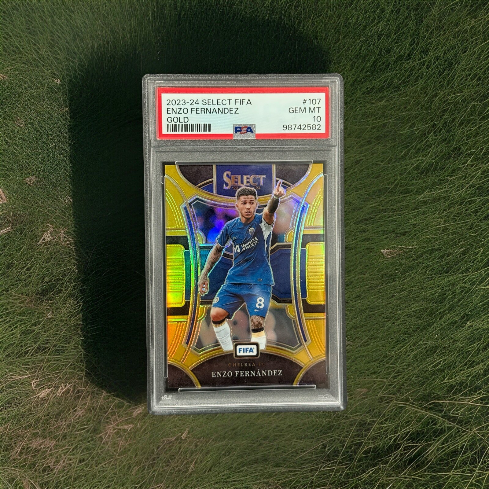 2023-24 Panini Select FIFA Chelsea Enzo Fernandez Gold Prizm /10 PSA 10
