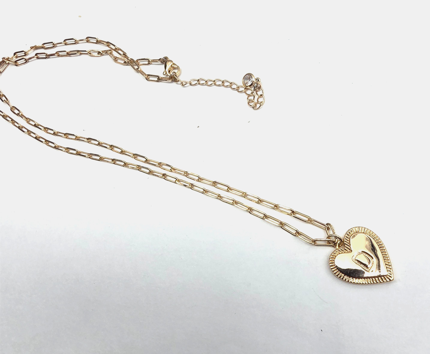 Monogrammed Initial Etched D Gold Tone Heart Pend… - image 2