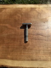 Ikon S3S Safety Razor with Bulldog Handle Made In USA RARE