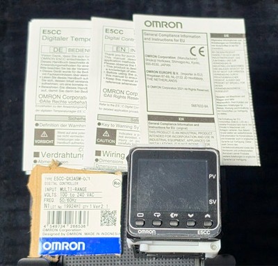 OMRON E5CC-QX3A5M-001 Digital Temperature & Process Controller