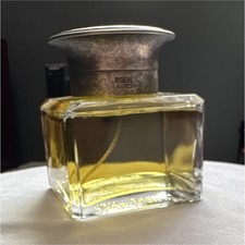 Ruehl No.925 Ruehl No.925 古龙水- 一款2005年男用香水