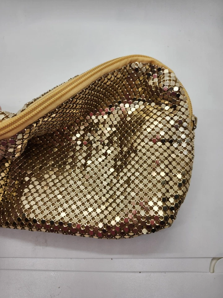 Signature Club A Gold Mesh Makeup Bag Small Bag With Gold Vintage Organization - Image 4 of 4