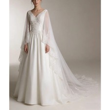 Vintage A-Line Wedding Dress With Cape Wrap Lace Applique V-Neck Sleeveless Gown