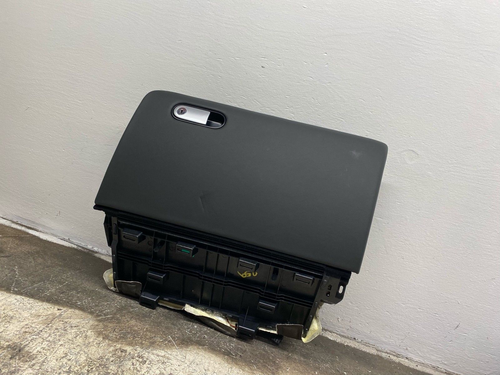Bentley Flying Spur 2012-2019 FRONT+RIGHT Glove box
