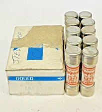 GOULD SHAWMUT - *BOX OF 10* - A2Y3 - 3 AMP, 250 VAC - TYPE 1  AMP TRAP FUSES