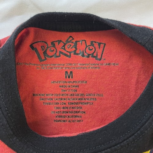 2017 Pokemon Long Sleeve T-Shirt Youth Size Medium Black And Red - Picture 3 of 7