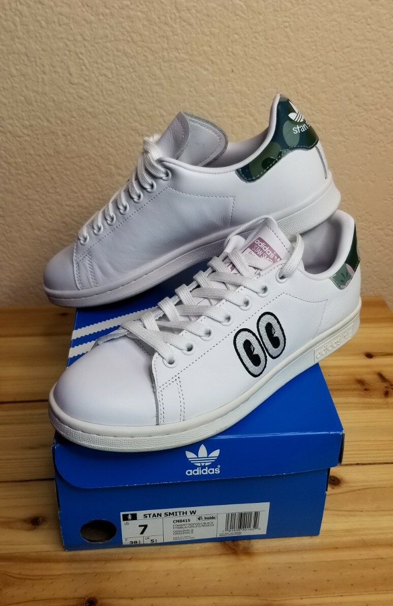 adidas stan smith eyes