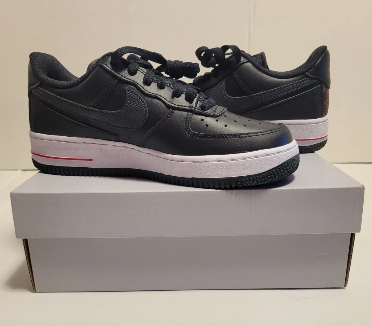 Nike Air Force 1 Low Technical Stitch - Bred for Sale