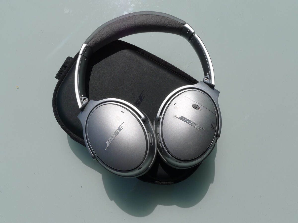 Bose QuietComfort QC35 II WIRELESS Headphones Bluetooth Noise