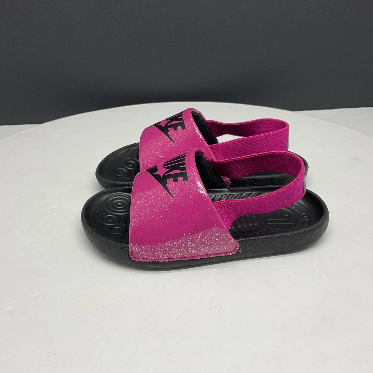 Mens pink hotsell nike slides