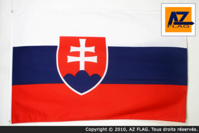 Drapeau Du Pays De La Slovaquie Sur Fond De Panorama En Tissu De Soie