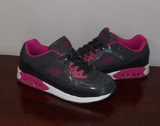 NUEVO EN CAJA FUBU Kale F Gris y Rosa Tenis Zapatos Talla 5 Juveniles