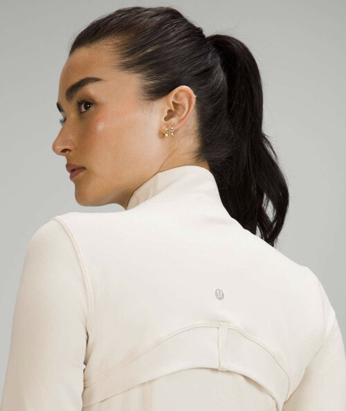 🦄NWT Lululemon Define Jacket  Size 6 White Opal Sold Out! image 7