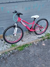 Apollo Vivid Junior Mountain Bike 24-inch Wheel, 18-Speed, Girls Age 8-12