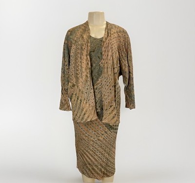Carter & Teri Three Piece Silk Set Top Cardigan Skirt | Small