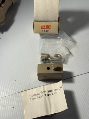 Velux ESR Cord Pully For Velux Pull Down Cloth Shades.  NOS