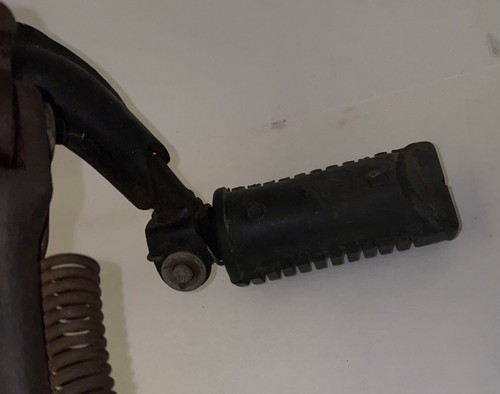 1971 CL350 Honda Scrambler Drivers Foot Rest Foot Pegs KICKSTAND VTG OEM NICE - Picture 9 of 11