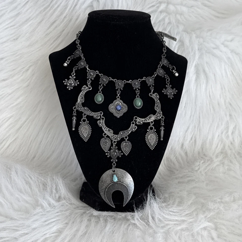 Collar tribal boho multicapa Free People raro