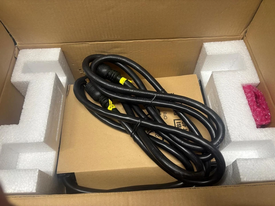 APC AP4432, RACK ATS, 200/208V, 30A Automatic Transfer Switch - Image 2 of 4