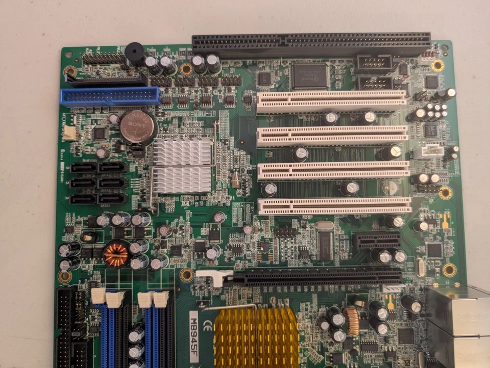 Motherboard iBASE MB945F Socket 775 4xDDR3 ATX Pci-E PCI Isa Intel Q45+ICH10DO - Image 3 of 4